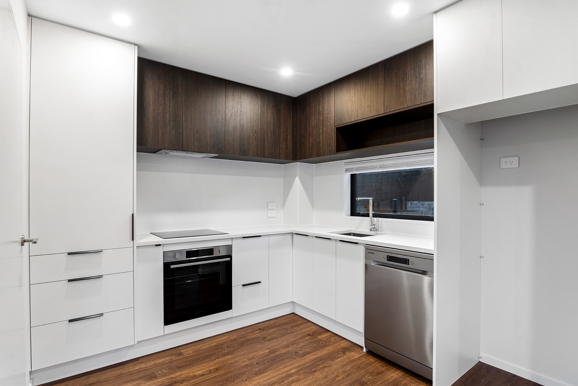 253A8503