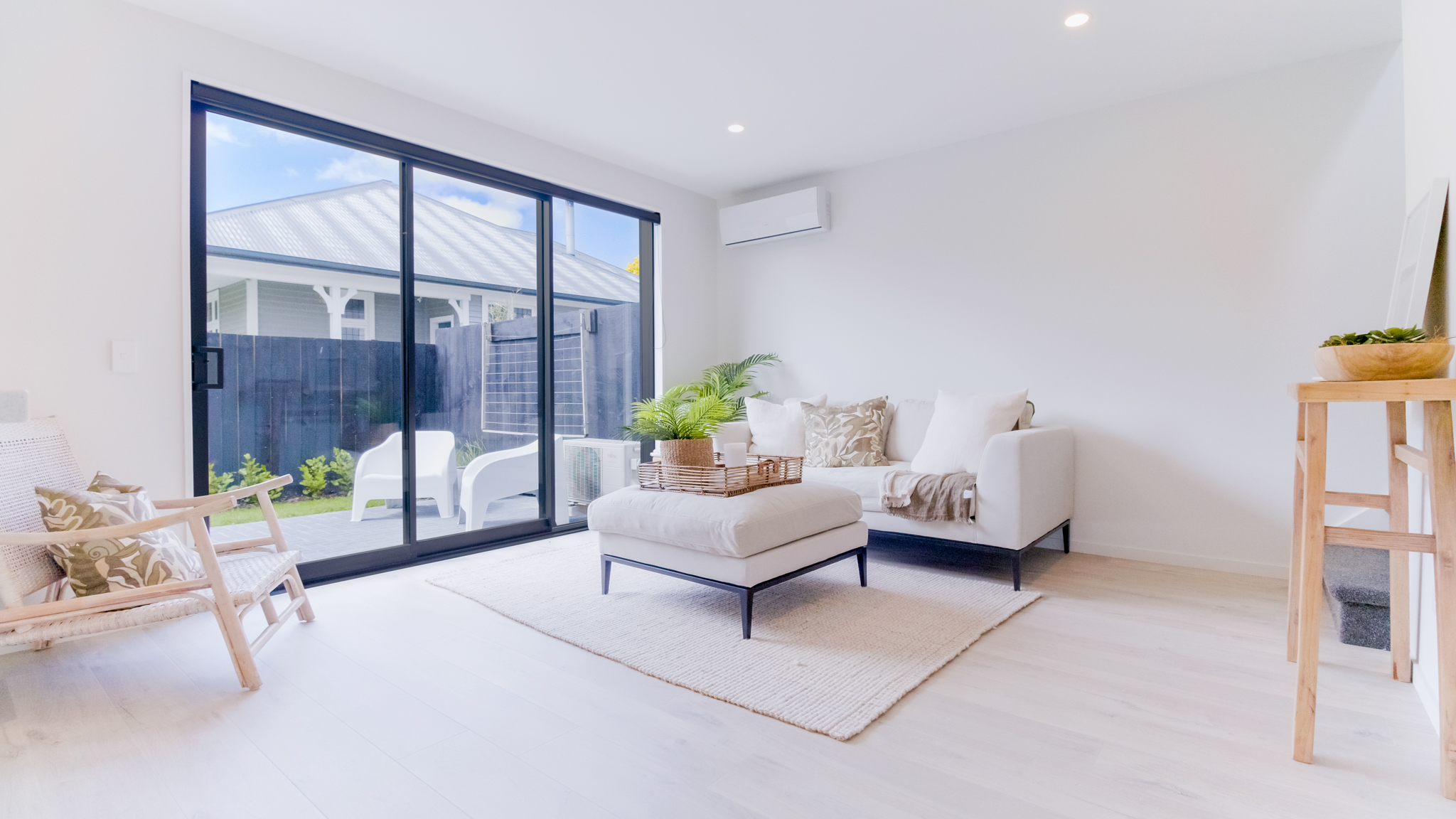 Living Room (3)
